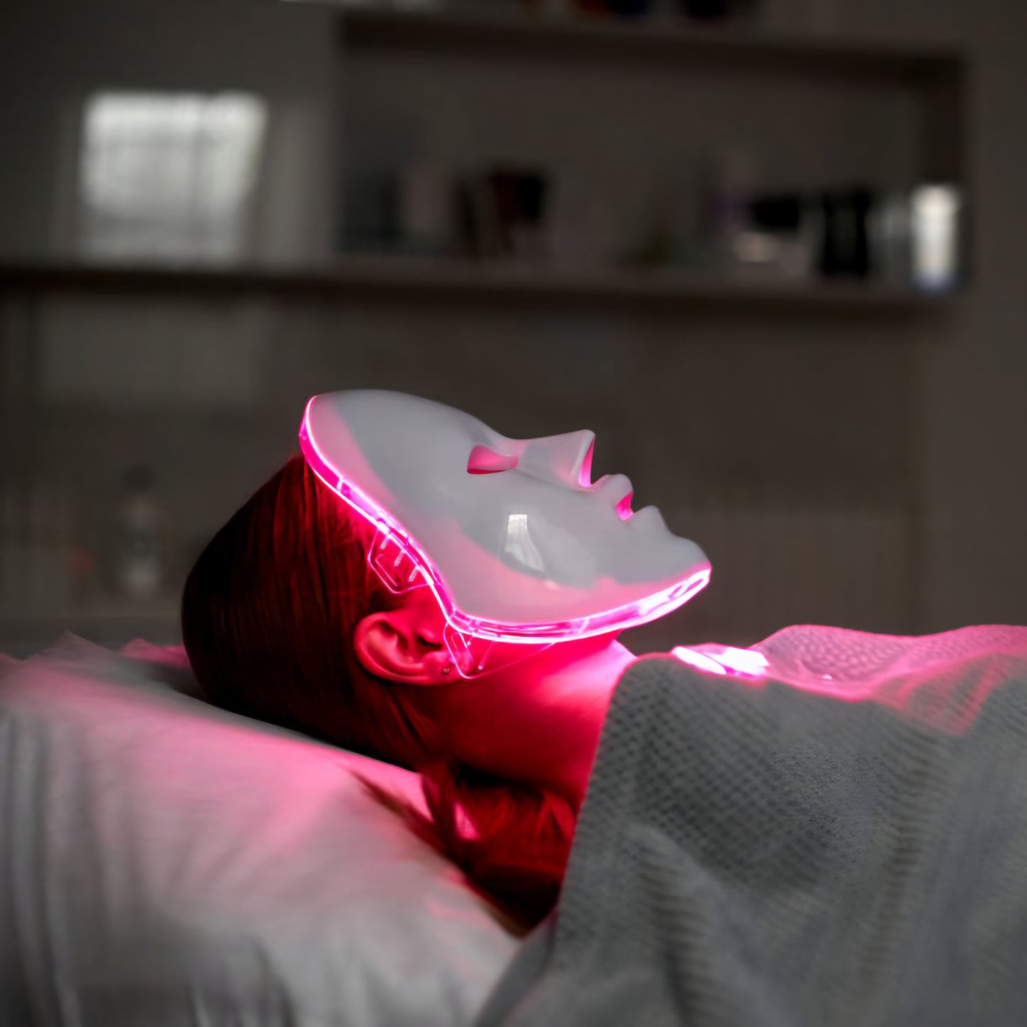 7 Colour LED Light Therapy Mask with Red Light Therapy Neck Band